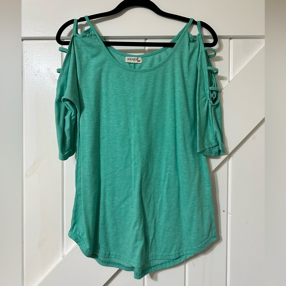 Green/teal iGenjun medium top